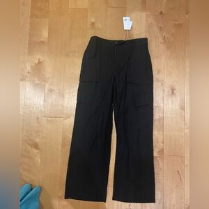 NWT VINCE cargo lightweight black pants size 6